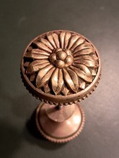 Ø38, 2 anciens Boutons de