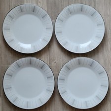 4 assiettes plates Noritake