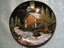 ASSIETTE en FAÏENCE NOIRE