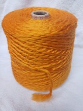 fil a tricoter Laine AVIA