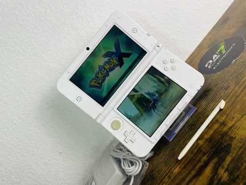 Nintendo 3ds white handheld - xl,