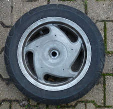 Roue arrière, pneu Michelin