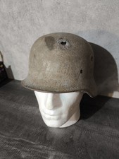 Casque Allemand WW2 Impacté -