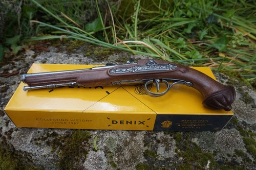 1300 superbe réplique - ,
