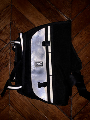 Chrome industries messenger - industries,