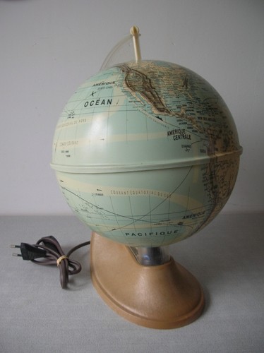 Ancien globe terrestre