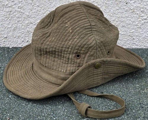 Chapeau - , de