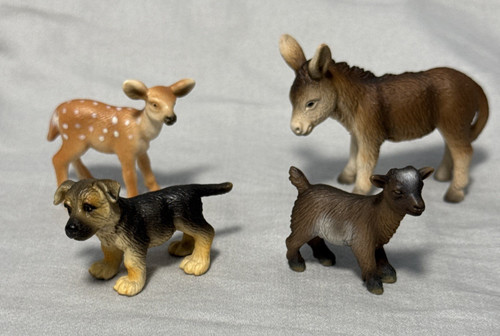 Schleich animal figurine lot - animal,