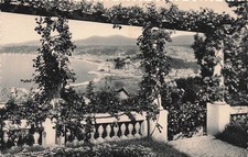 6 NICE PERGOLAS FLEURIES