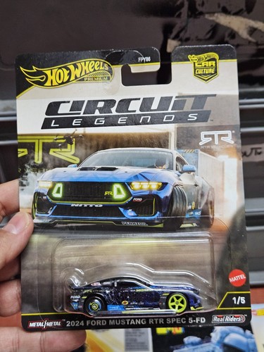 Hot wheels premium - hot,