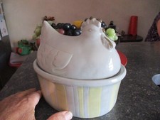 Bonbonnière Poule Faïence sur son Nid Vide Poche