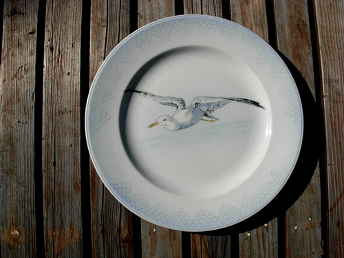 Bel assiette porcelaine