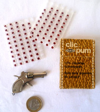 ANCIEN PISTOLET MINIATURE AVEC BOITE D'AMORCES