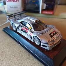 MAISTO  1/43 MERCEDES BENZ CLK