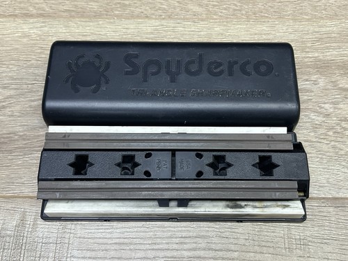 Spyderco triangle sharpmaker - spyderco,