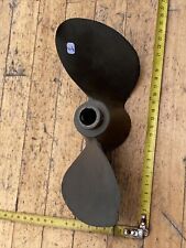 n°1) petite Hélice Bateau