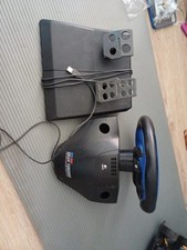 logitech volant de course avec