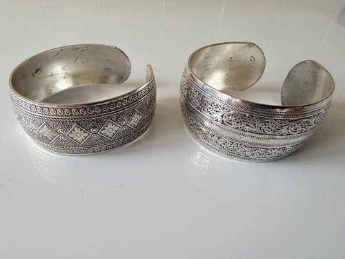 Paire bracelets manchettes - paire,