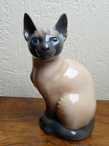 Superbe figurine porcelaine - superbe,