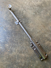 Verrou bas ancien en fer 27,8