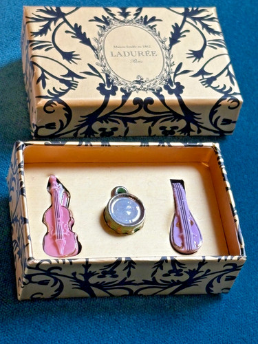 Salon thé laduree - de, à