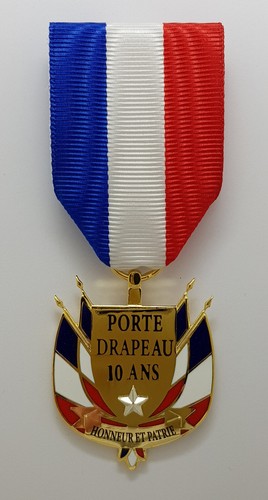 Medaille porte drapeau - porte, 10