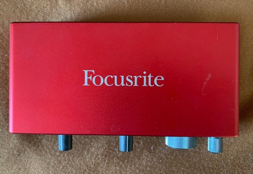 Focusrite scarlett 2i2 - focusrite,