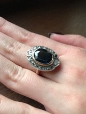 Imposante bague ancienne en or diamants et saphir