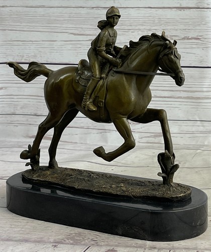 Sculpture statue décor - sculpture,