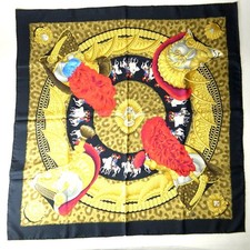 Hermes Carre 90 “Casques et Plumets” by Julia Andie Silk Scarf Used Japan