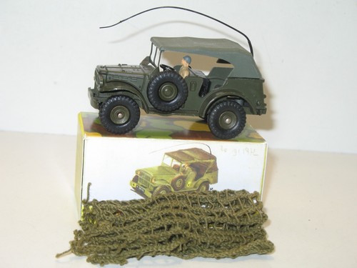 Dinky toys dodge command car - dinky,