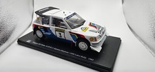 RVQ31 Voiture Rallye 1/24