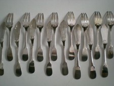 COUVERTS A POISSON 16 PIECES ARGENTERIE 2 POINCONS ART DECO CUISINE TABLE