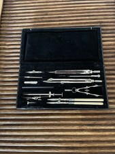 Ancienne boîte de compas SIL Unis France 