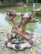 NA0660   FIGURINE  STATUETTE