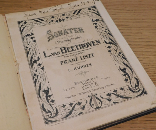 Album partitions ancienne - partitions,