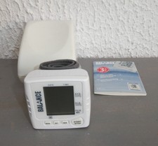 TENSIOMETRE AUTOMATIQUE AU POIGNET