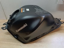 UN RESERVOIR NU MOTO KAWASAKI