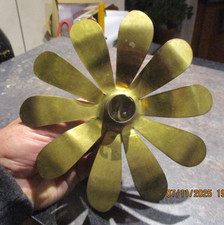 Corole de Fleur en Laiton &