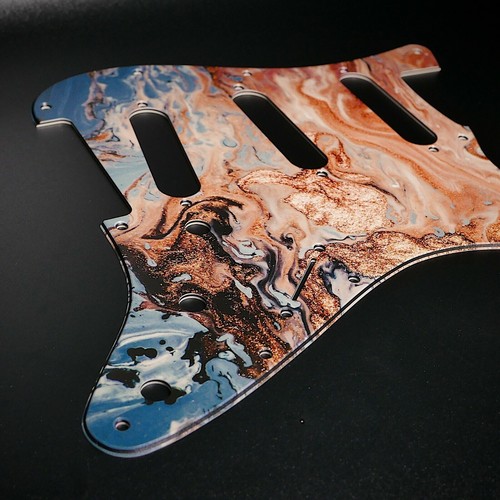 Pickguard fender strat - fender,