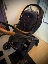 Poussette Trio Joie + Base