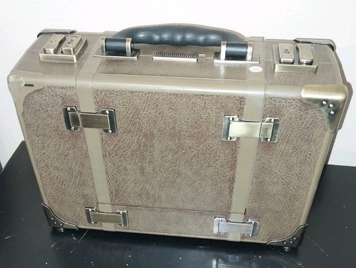 Sizzix tim holtz - tim, vagabond