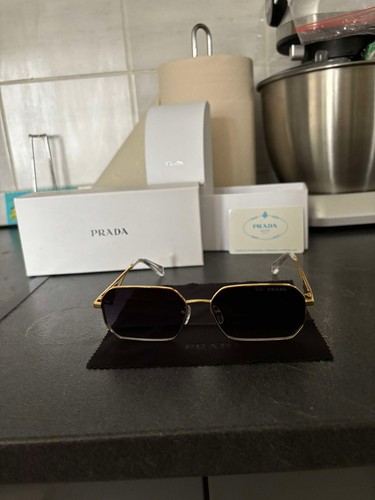Lunettes soleil prada - soleil,