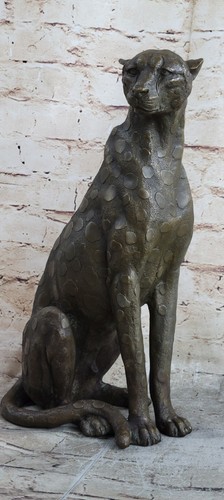 Sculpture statue figurine - sculpture,