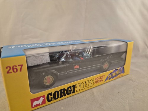 Corgi crg rt26701 - corgi, batmobile