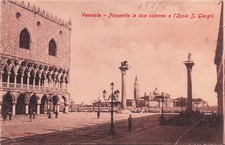 ITALY VENICE PIAZZETTA LE DUE COLONNE ET L ISOLA S GIORGIO