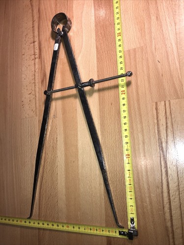 244 old tool compass - (n°244,