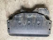 BMW E39 525I plastique sous