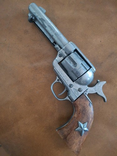 Reproduction revolver - revolver, "