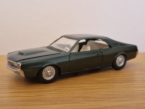 Auto pilen amc - javelin,